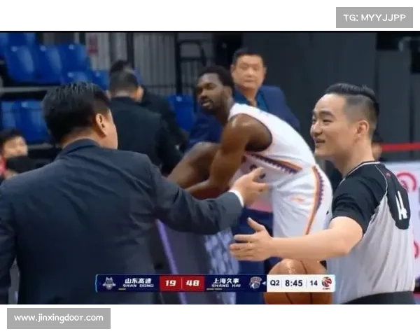 杨瀚森试训遭训:放下人情!像姚明那样碾碎对手 杨瀚森试训遭训:放下人情!像姚明那样碾碎对手